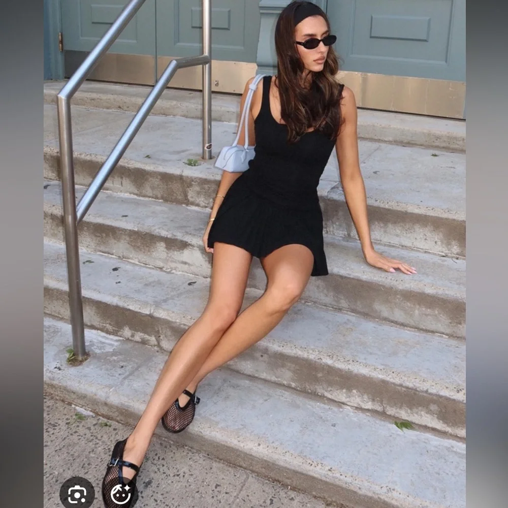 Lioness Elegant Black Sleeveless Mini Dress - Picture 4 of 8